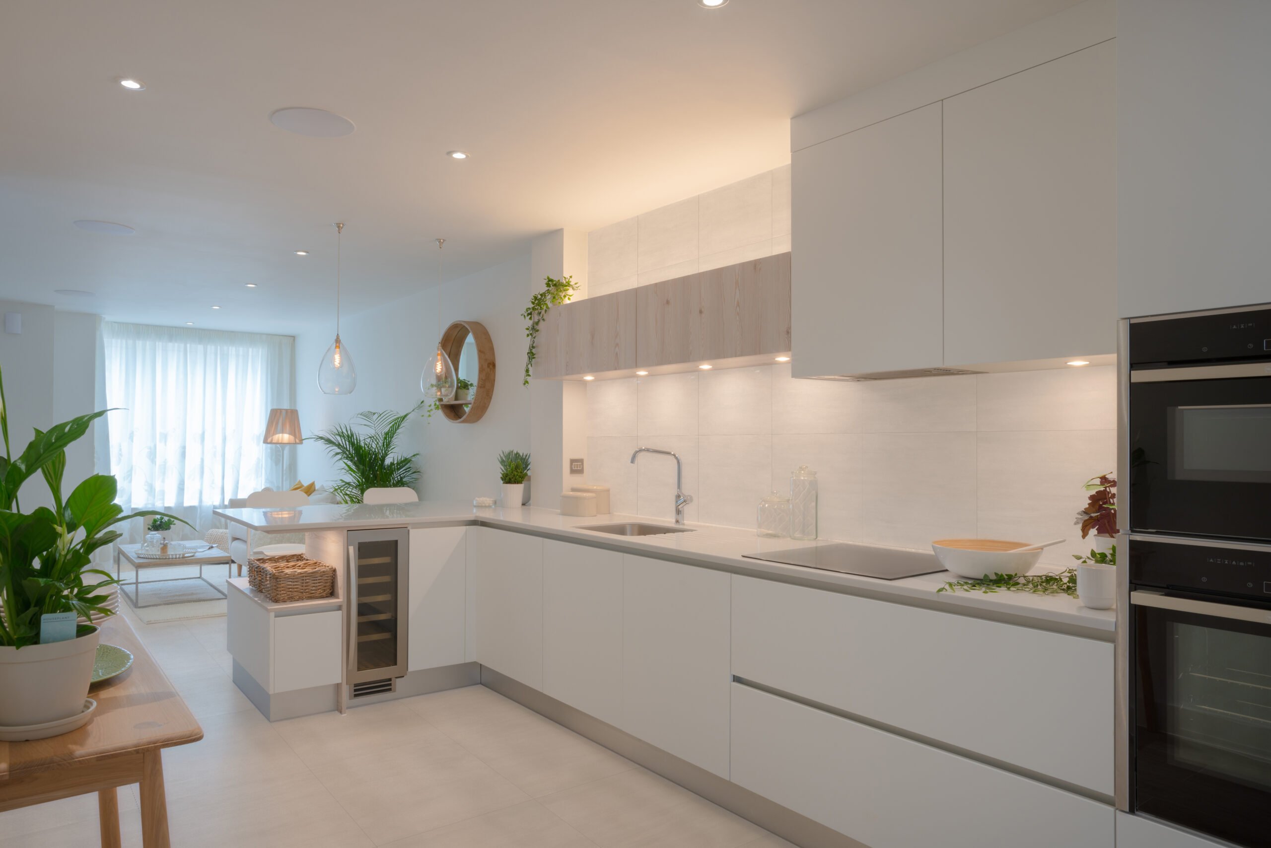 Interior,Of,Home,With,Light,Colours
