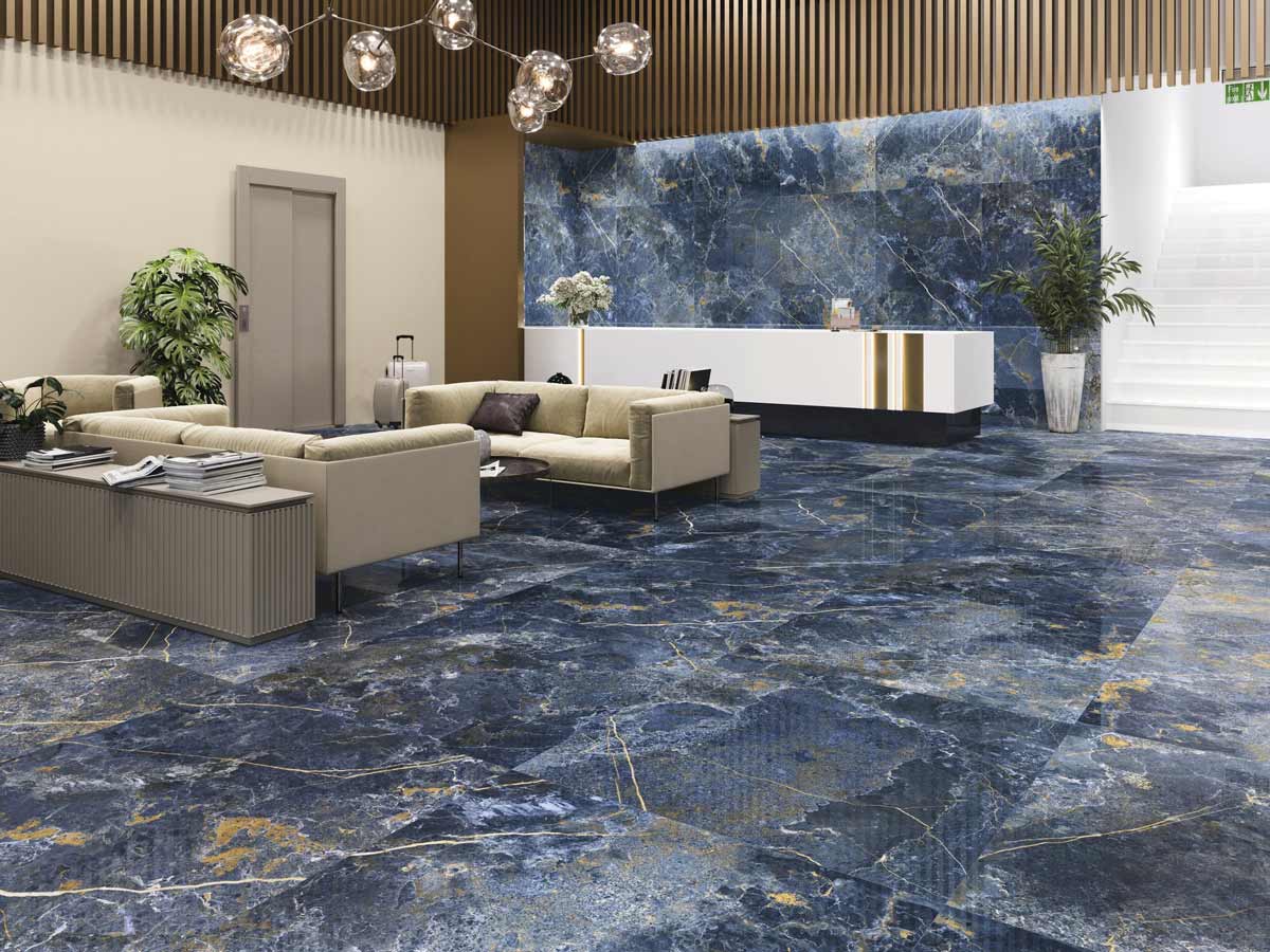 Το πλακάκι δαπέδου-τοίχου 18254 Blue Pulido 60x120 προσφέρει λειτουργικότητα και αισθητική, καθιστώντας το ιδανικό για σύγχρονα και κομψά σχέδια εσωτερικών χώρων